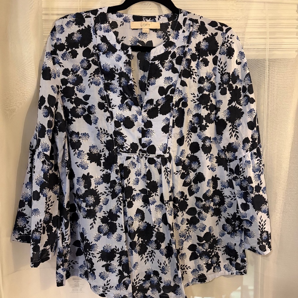 Loft blue flowered blouse medium